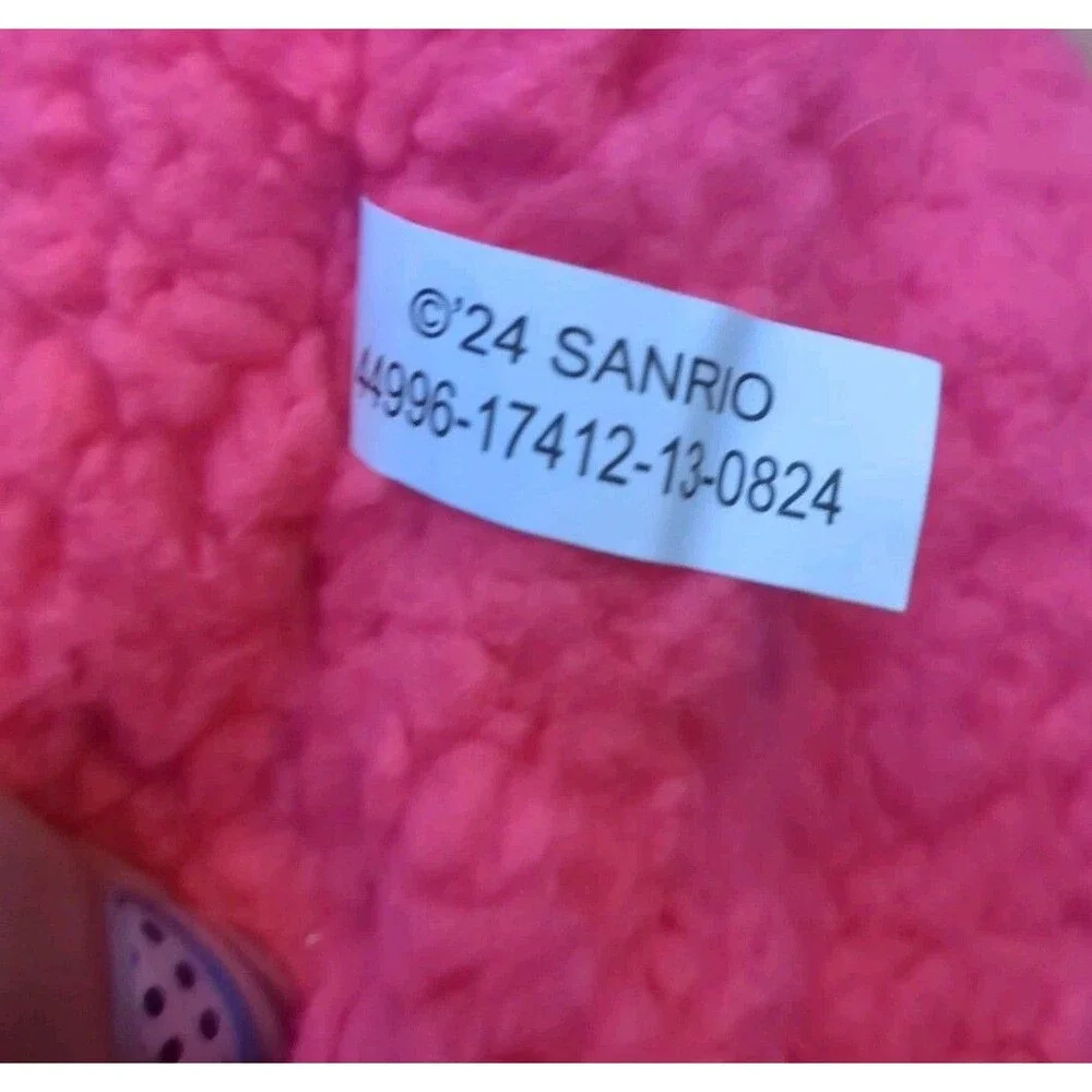 Hello Kitty Toddler Fuzzy Babba Slipper Socks Size 13 Grip Bottom Shoes Pink
